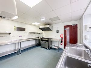 Photo 33- click for photo gallery